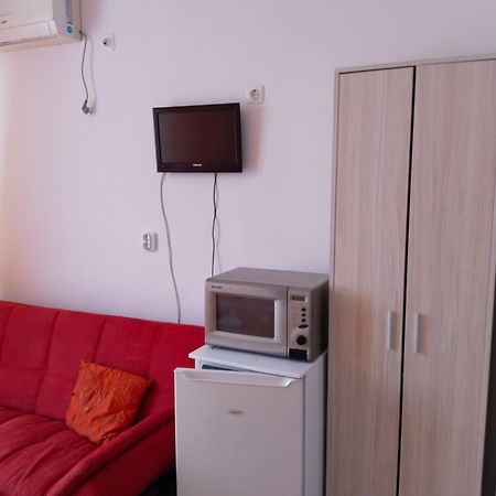 Apartament Janet Apartment Pomorie Exterior photo