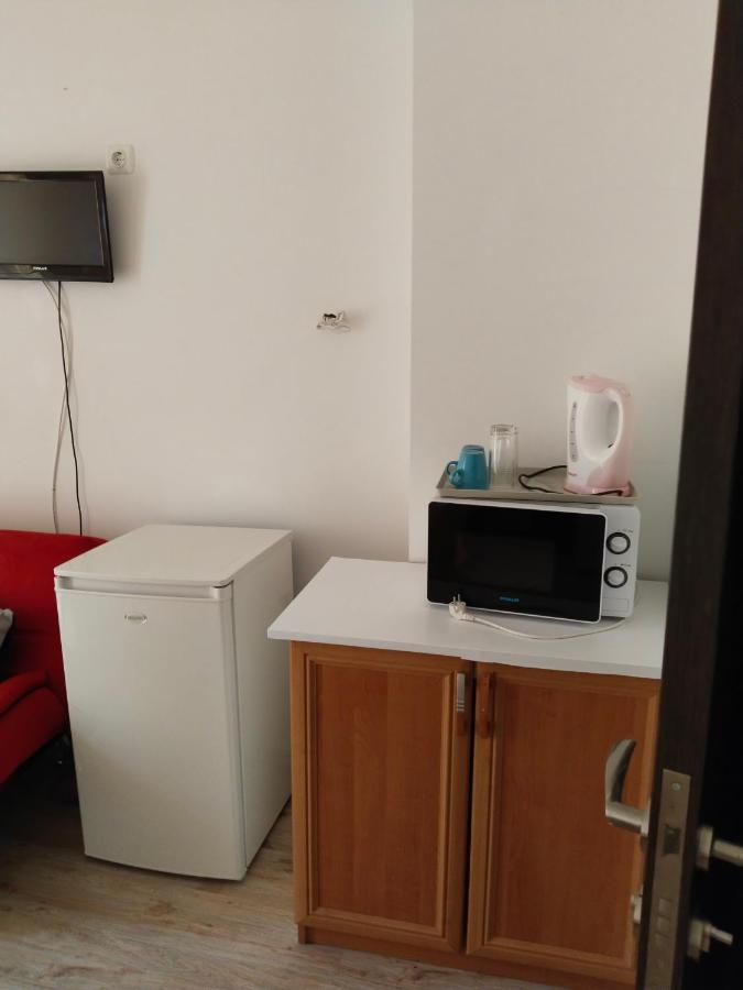 Apartament Janet Apartment Pomorie Exterior photo