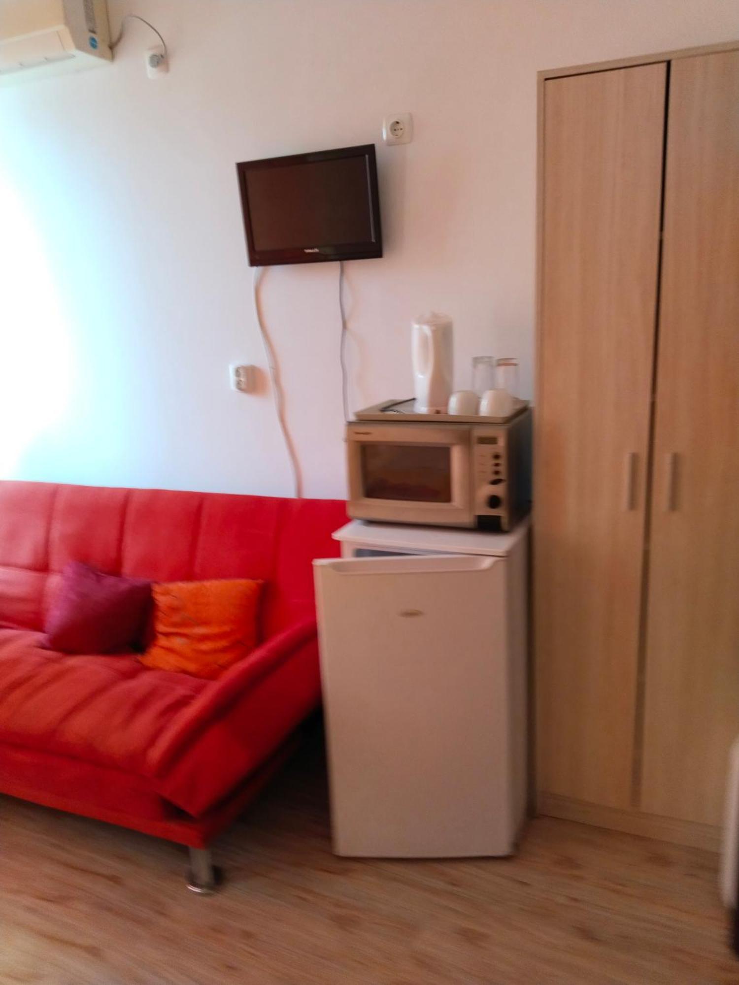 Apartament Janet Apartment Pomorie Exterior photo