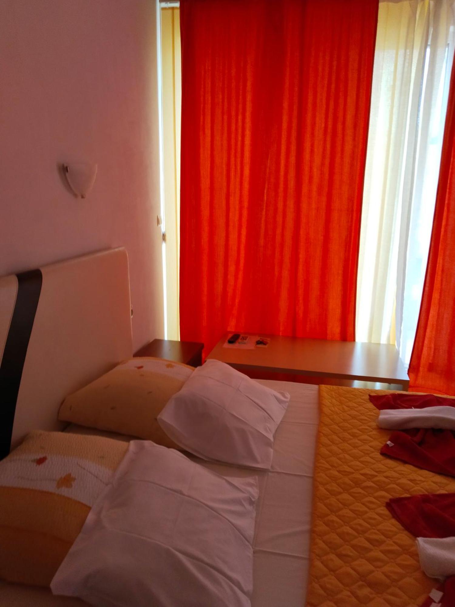 Apartament Janet Apartment Pomorie Exterior photo