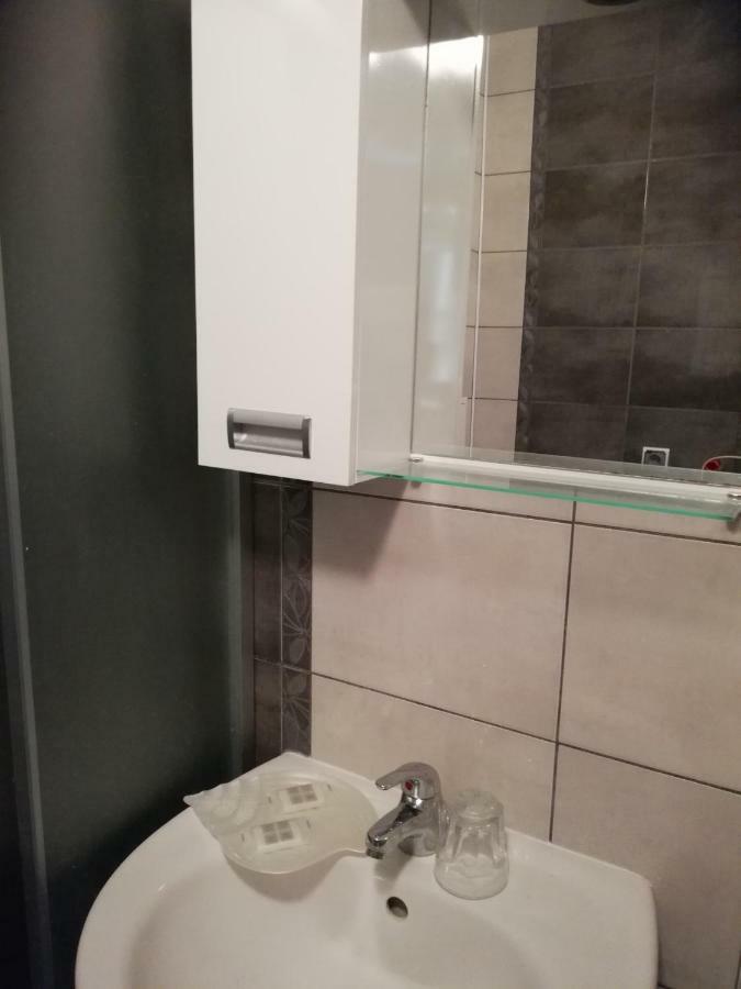Apartament Janet Apartment Pomorie Exterior photo